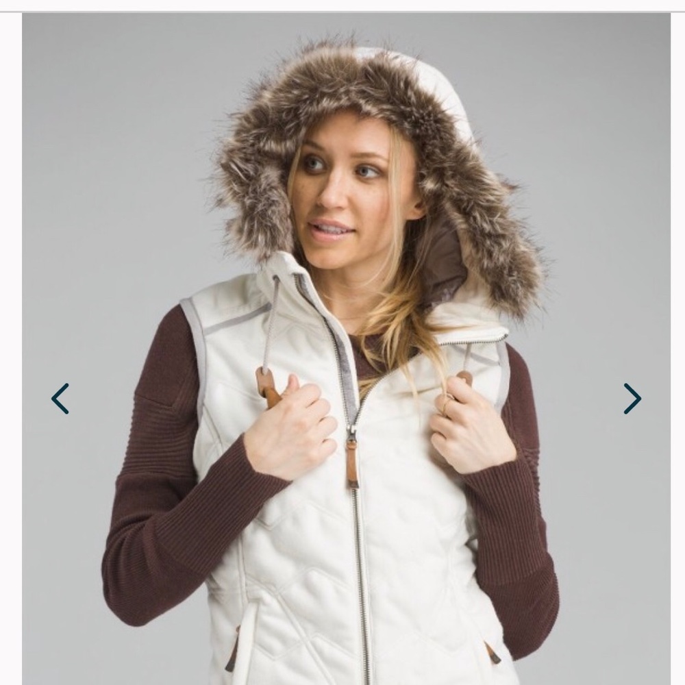 Prana Calla Quilted Vest with hood (no fur trim)